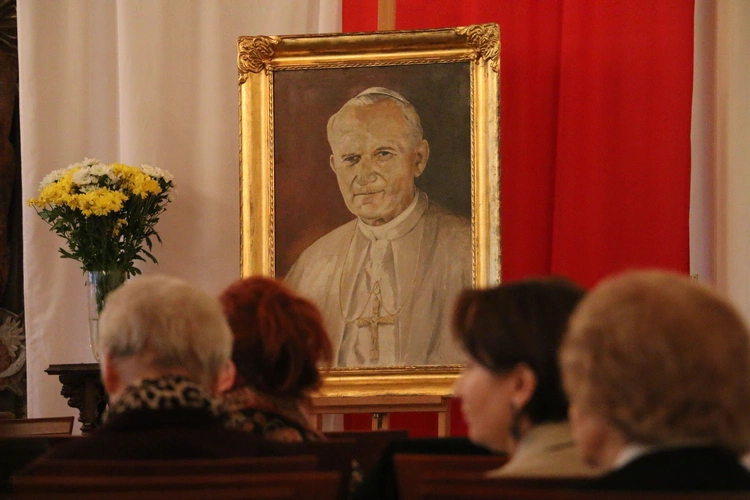 Sympozjum Akcji Katolickiej w Płocku poświęcone św. Janowi Pawłowi II
