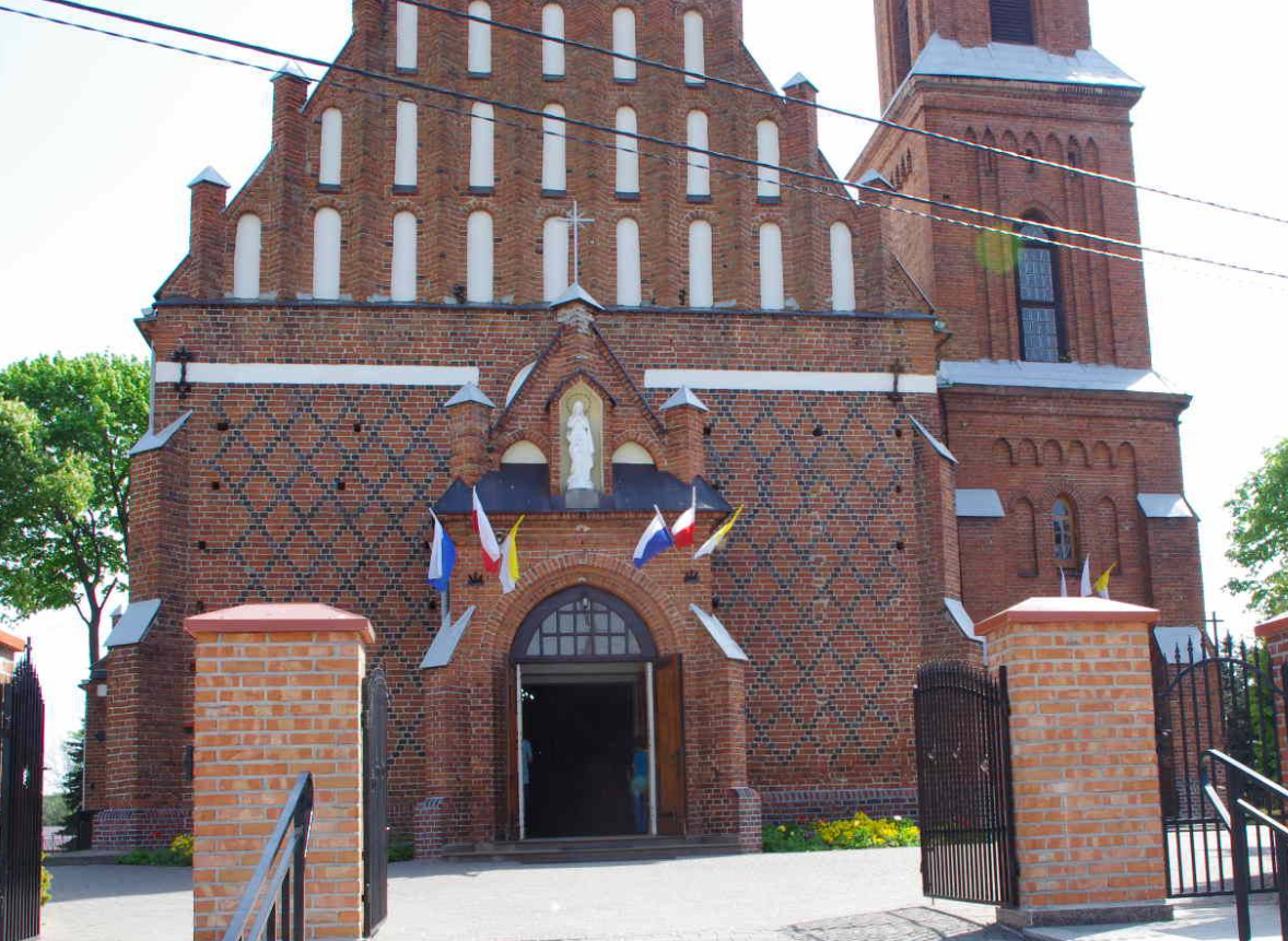 Poświęcenie odnowionych ołtarzy w Dzierzgowie