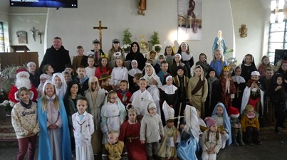 Pierwszy Bal Wszystkich Świętych w parafii pw. św. Stanisława BM w Bonisławiu