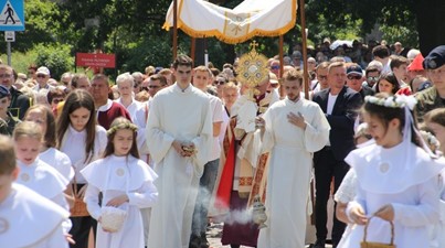 Ks. biskup Szymon Stułkowski: Eucharystia będzie nieskuteczna, kiedy serce będzie nienawrócone