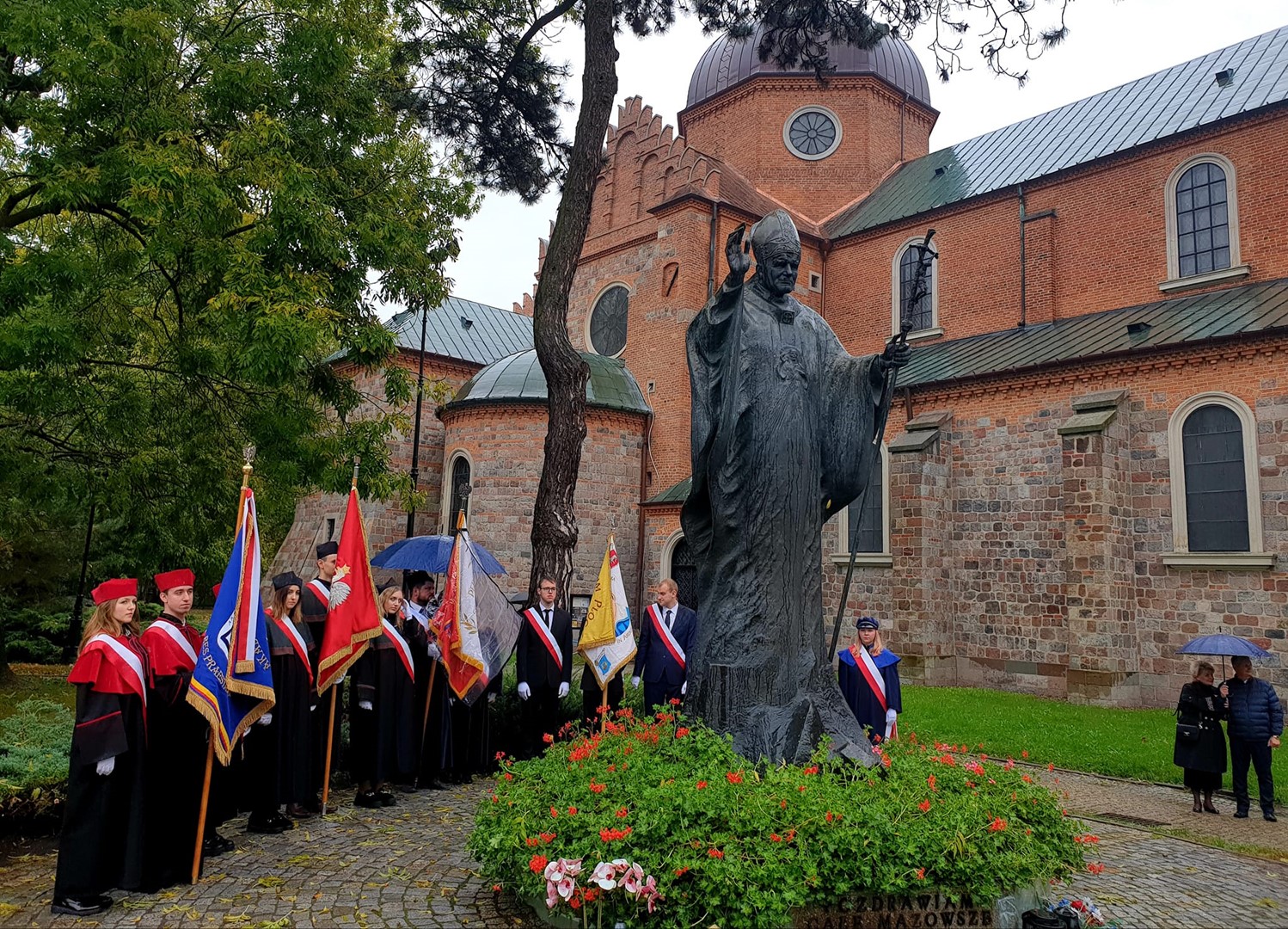 Biskup Szymon Stułkowski do środowiska akademickiego: trzeba służyć mądrości