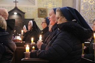 Ks biskup Szymon Stułkowski do osób konsekrowanych: ofiarowaliście Bogu skarb - swoje życie