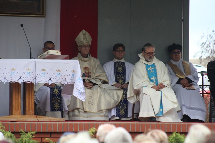 VIII Diecezjalna Pielgrzymka Kół Żywego Różańca do sanktuarium w Smardzewie