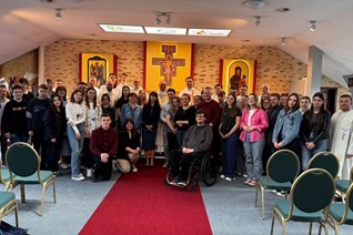 Biskup Szymon Stułkowski do młodzieży: bądźcie świadkami Ewangelii życia