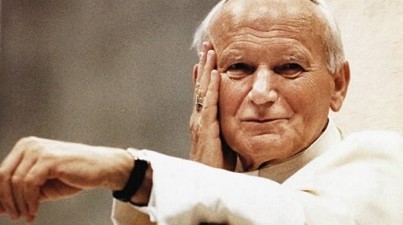 Ks. biskup Mirosław Milewski: podziękujmy za św. Jana Pawła II czynami i postawą chrześcijańską
